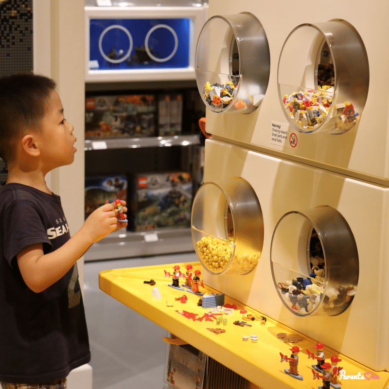 Lego siam 2025 paragon
